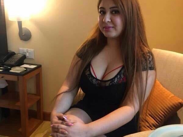 Vip-Call Girls In Aerocity 8447777795 Lowest Price,1500 Shot 6000 Night