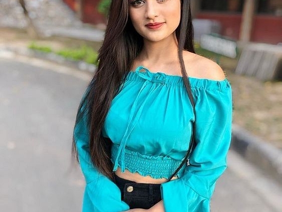 CAll Girls In Greater Kailash,Delhi 8800399879Escorts