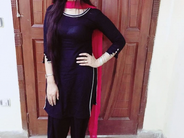 Call Girls In SAKET +91-9958018831 Women Seeking Men Locanto DELHI Ncr-  Delhi - Saket