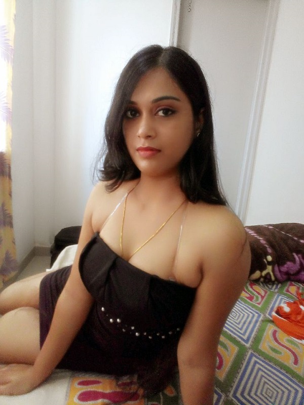 Call Girls In Connaught Place delhi short 1500 night 6000_call-9999273763